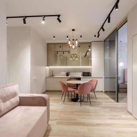 Petrovdom Ж38 In Luxury Apartments At 68 Zhylyanska Street,38 Perlyna Kiev Bagian luar foto