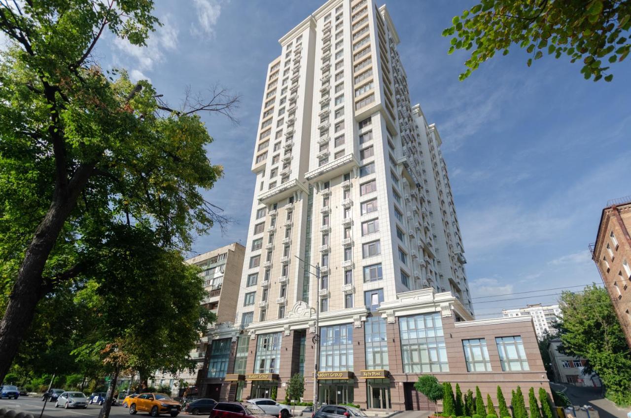 Petrovdom Ж38 In Luxury Apartments At 68 Zhylyanska Street,38 Perlyna Kiev Bagian luar foto