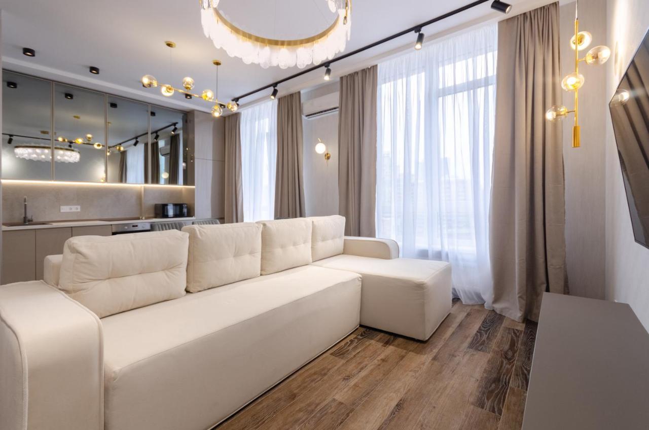 Petrovdom Ж38 In Luxury Apartments At 68 Zhylyanska Street,38 Perlyna Kiev Bagian luar foto