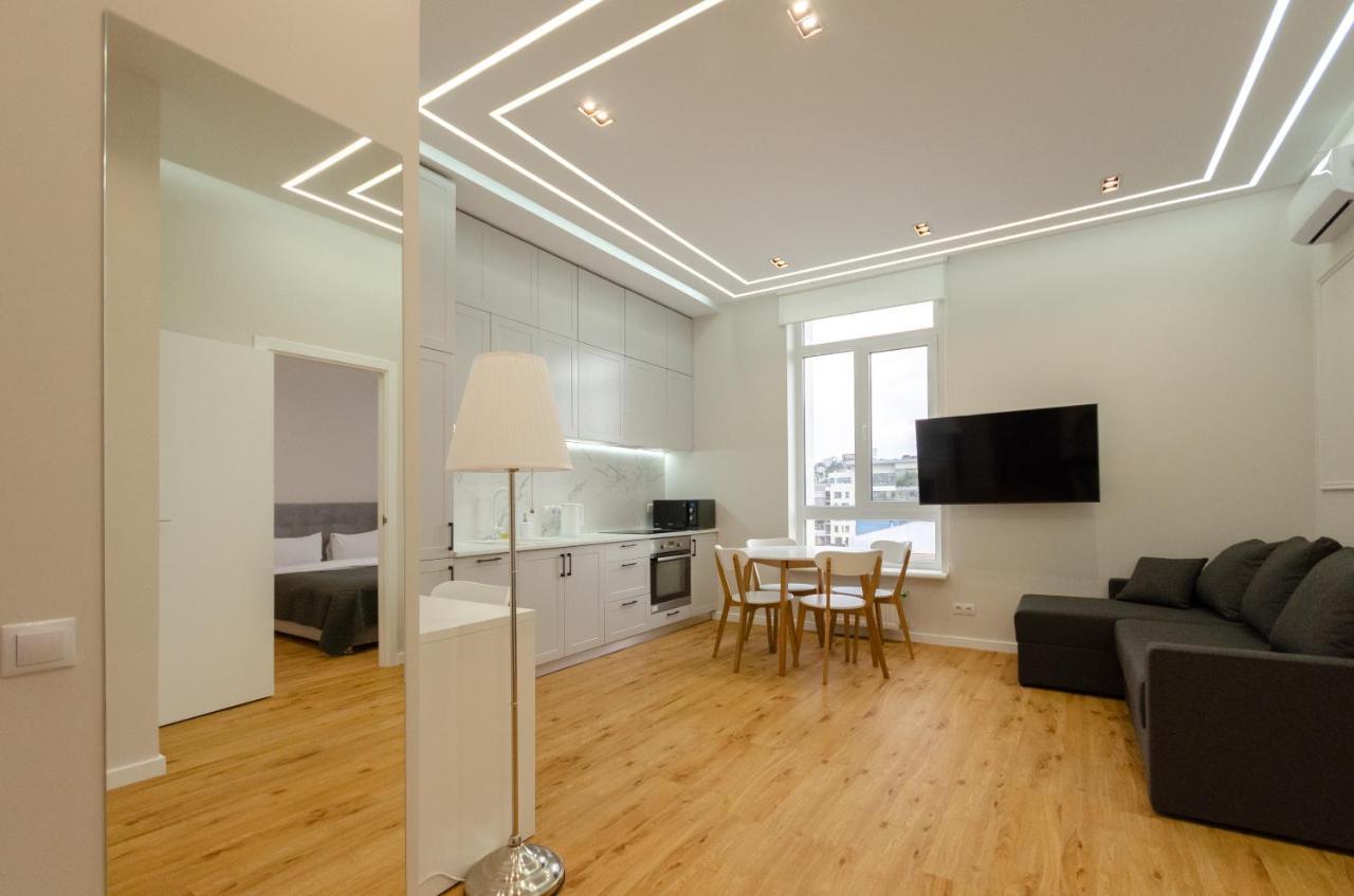 Petrovdom Ж38 In Luxury Apartments At 68 Zhylyanska Street,38 Perlyna Kiev Bagian luar foto