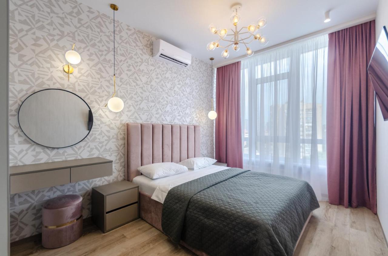 Petrovdom Ж38 In Luxury Apartments At 68 Zhylyanska Street,38 Perlyna Kiev Bagian luar foto